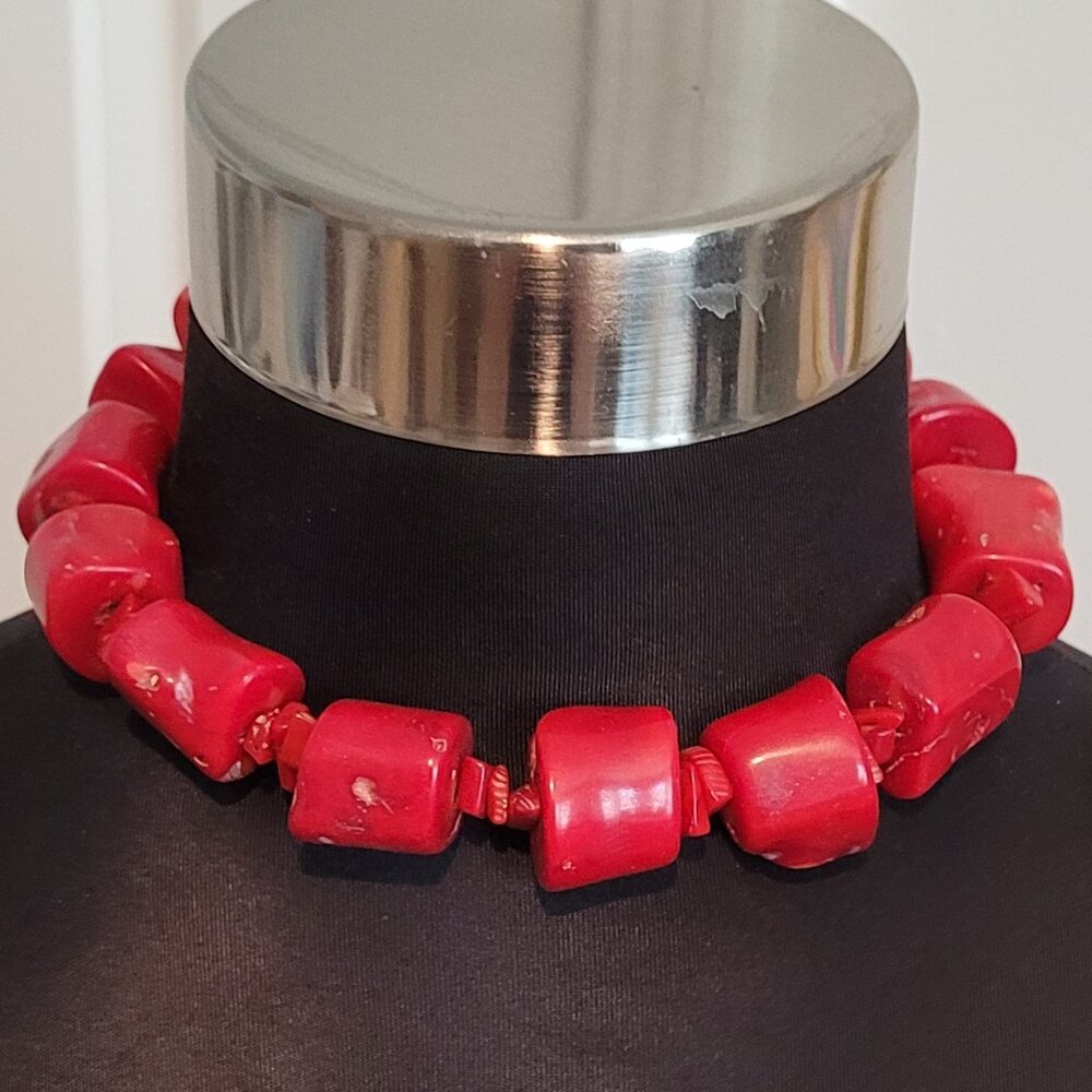 Vintage Bright Red Coral Colored Chunk Southwestern Choker